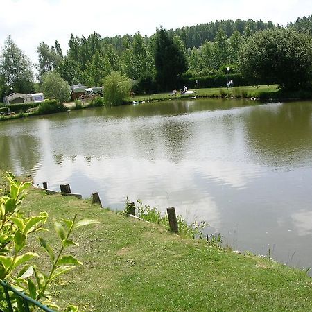 Auberge Des Etangs Roussent Zewnętrze zdjęcie