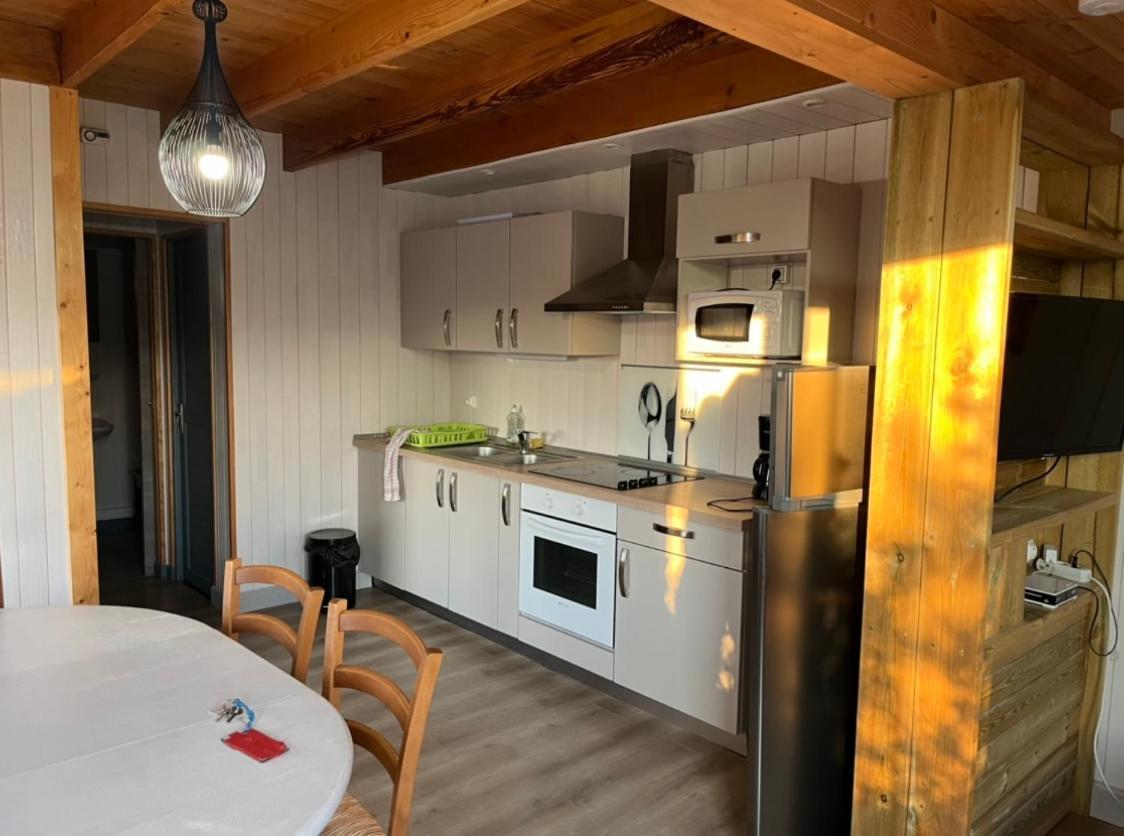 Auberge Des Etangs Roussent Zewnętrze zdjęcie