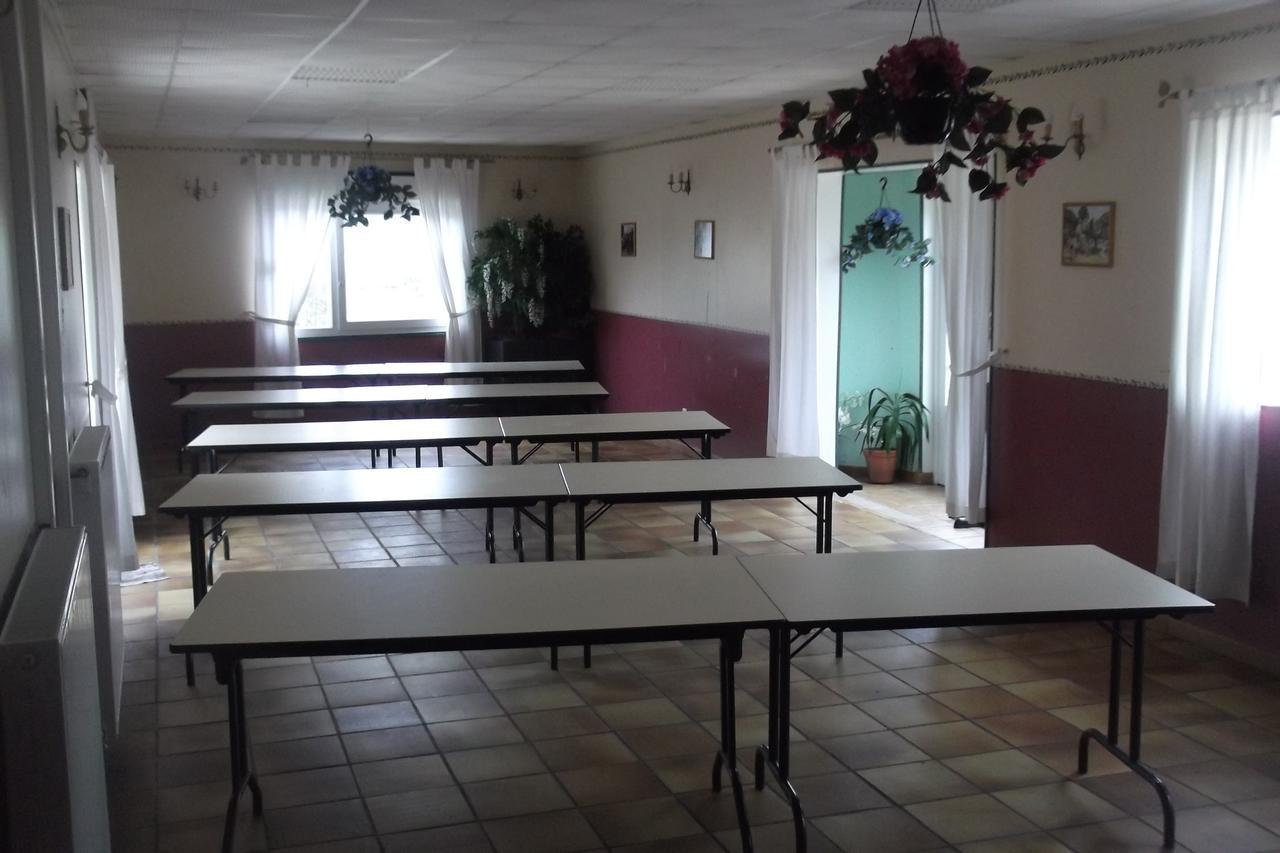 Auberge Des Etangs Roussent Zewnętrze zdjęcie